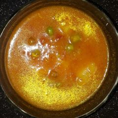 A picture of Moth badi Aloo matar.