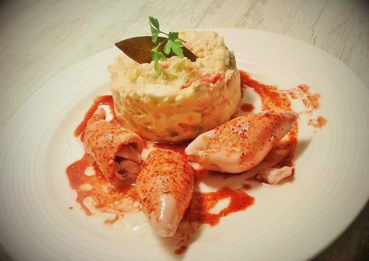 Tapa de chipirones con salsa de pimentón