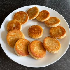 A picture of Coconut and sesame Biscuits:.