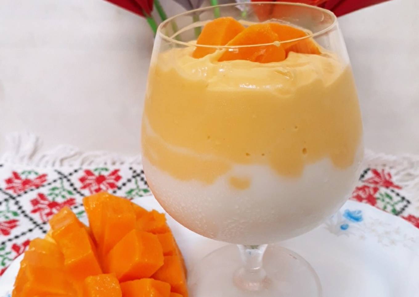 Mango Dalgona MilkShake