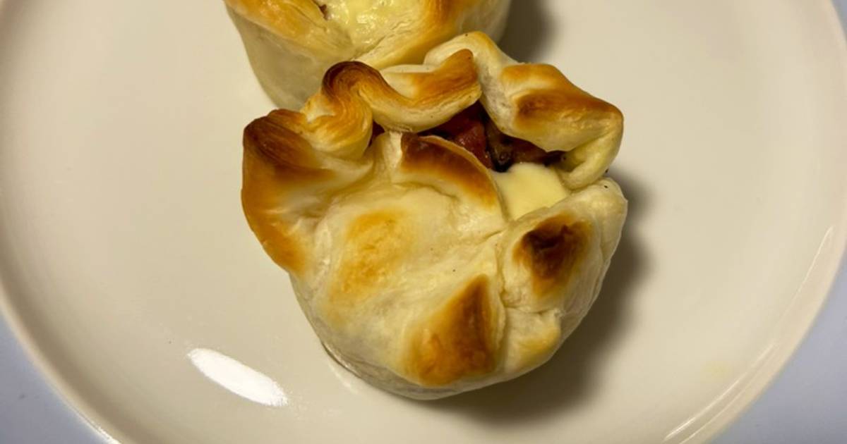 Ricetta Fagottini di pasta sfoglia con speck zucca funghi porcini e