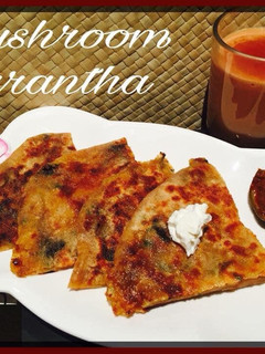 A picture of Mushroom Paratha.
