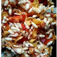 A picture of Mumbai bhel.