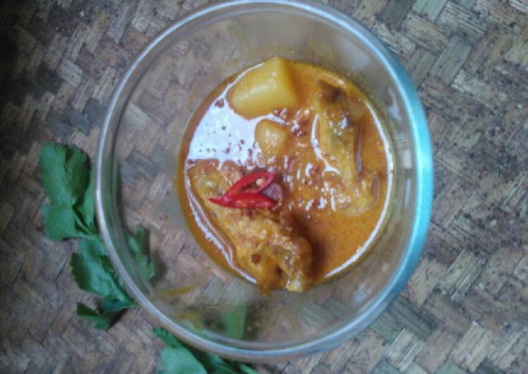 Kari ayam kofta sederhana