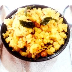 A picture of Sooji upma.