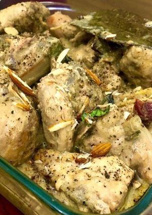 A picture of Chicken White Qorma.