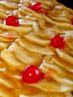 Una foto de Tarta de manzana con crema pastelera