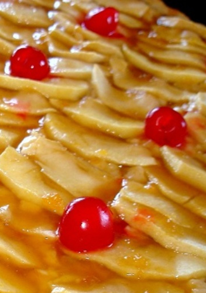 Una foto de Tarta de manzana con crema pastelera