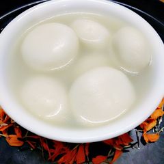A picture of Yummy spongy rasgulla.