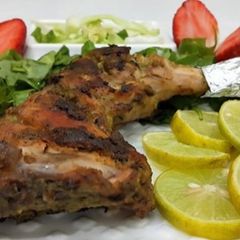 A picture of Lemon and yogurt Chicken leg.