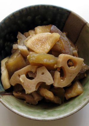 A picture of ‘Fukujinduke’ Pickles.