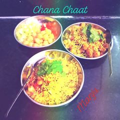 A picture of Chana Chaat.