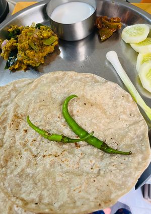A picture of Jowar Bhakri and vegetable (Pendbhaji Bhakri).