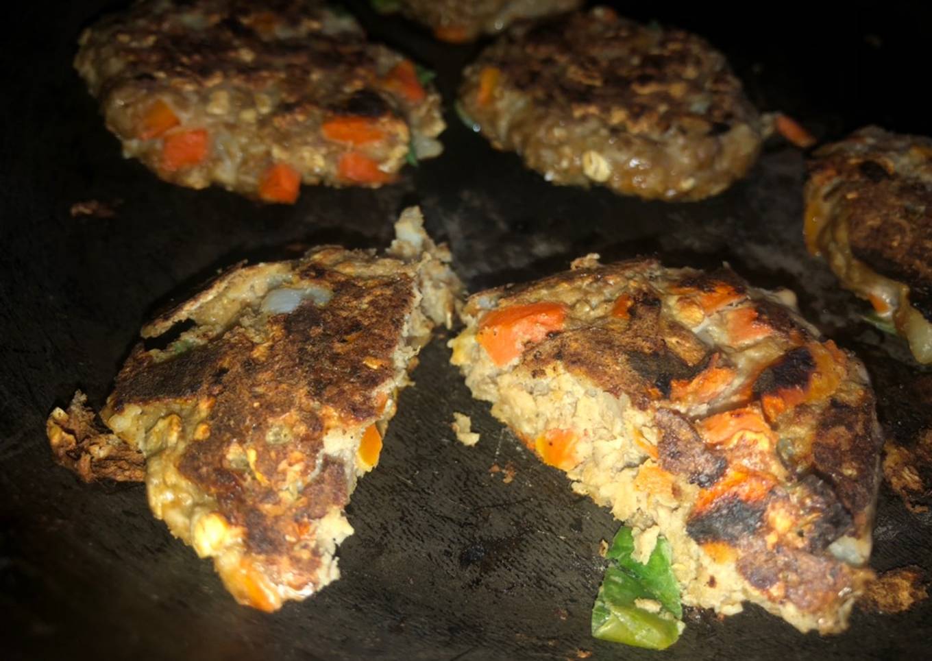 Mini hamburguesas de carne y verduras para niños