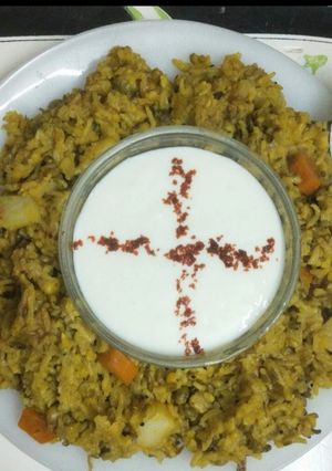 A picture of Spicy & Healthy Mixed Vegetable Masala Khichdi.