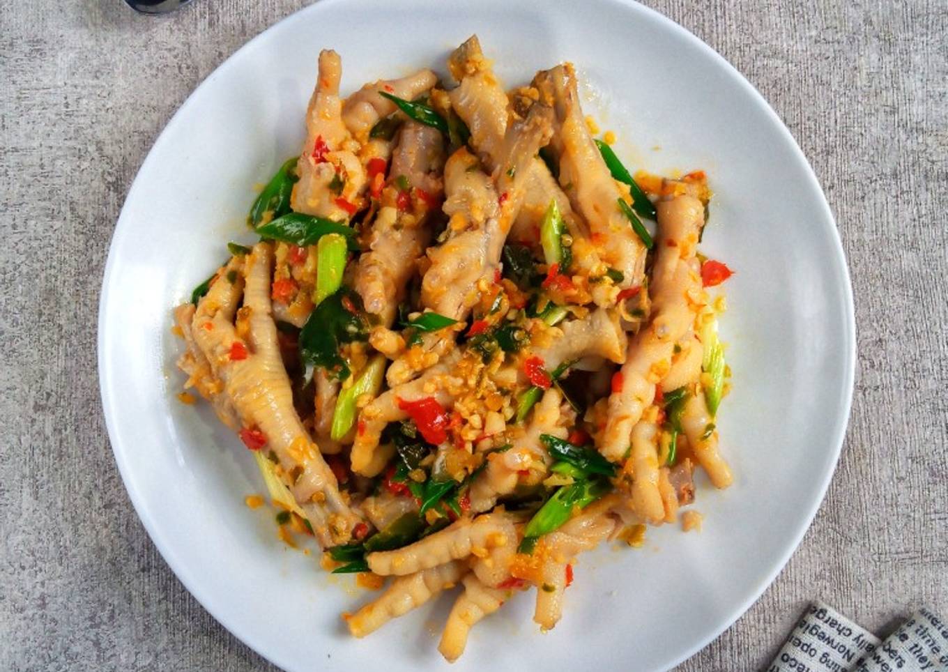 Ceker Pedas Daun Jeruk