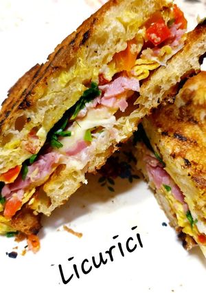 O poză a rețetei Omlette-toast.