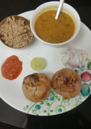 A picture of Dal baati and churma.