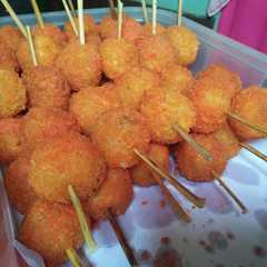 Cilok Krispi isi Sosis & Telur | Cocok untuk jualan রেসিপির প্রধান ছবি