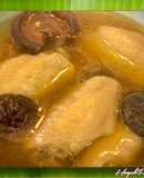 Cánh Gà Nấu Nấm Đông Cô Dầu Mè