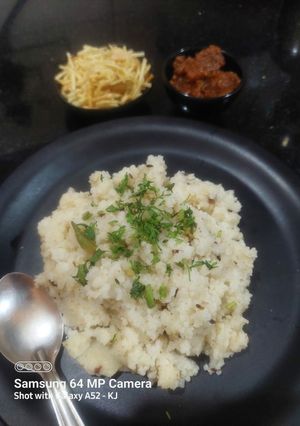 वरई चा भात (Varai bhat recipe in marathi) रेसिपी चे मुख्य फोटो 