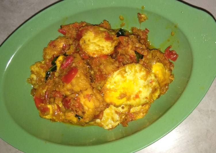 Bali telur puyuh dan tempe