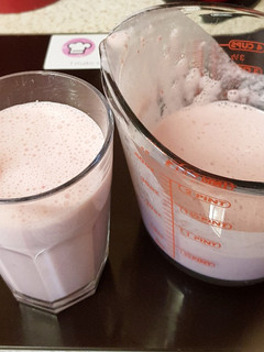 A picture of Strawberry and cream milk shake.