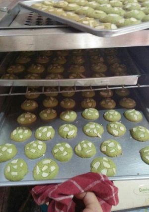 Foto resep Almond macha cookies 🍪🍪🍪 #bikinramadhanberkesan