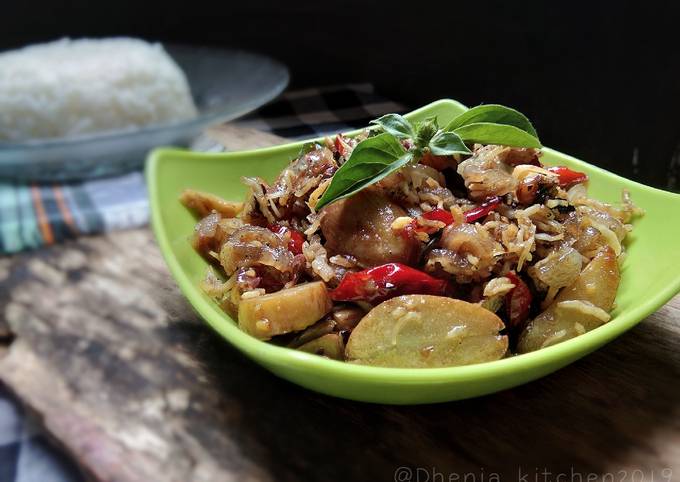 Bagaimana Menyiapkan Tumis jengkol teri yang Bikin Ngiler