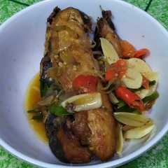 รูปของ Ikan tongkol kecap pedas