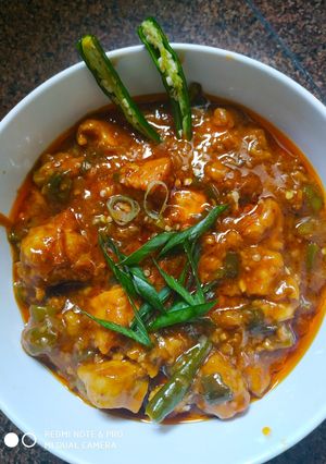A picture of Chilli chicken.