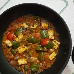A picture of Kadai paneer.