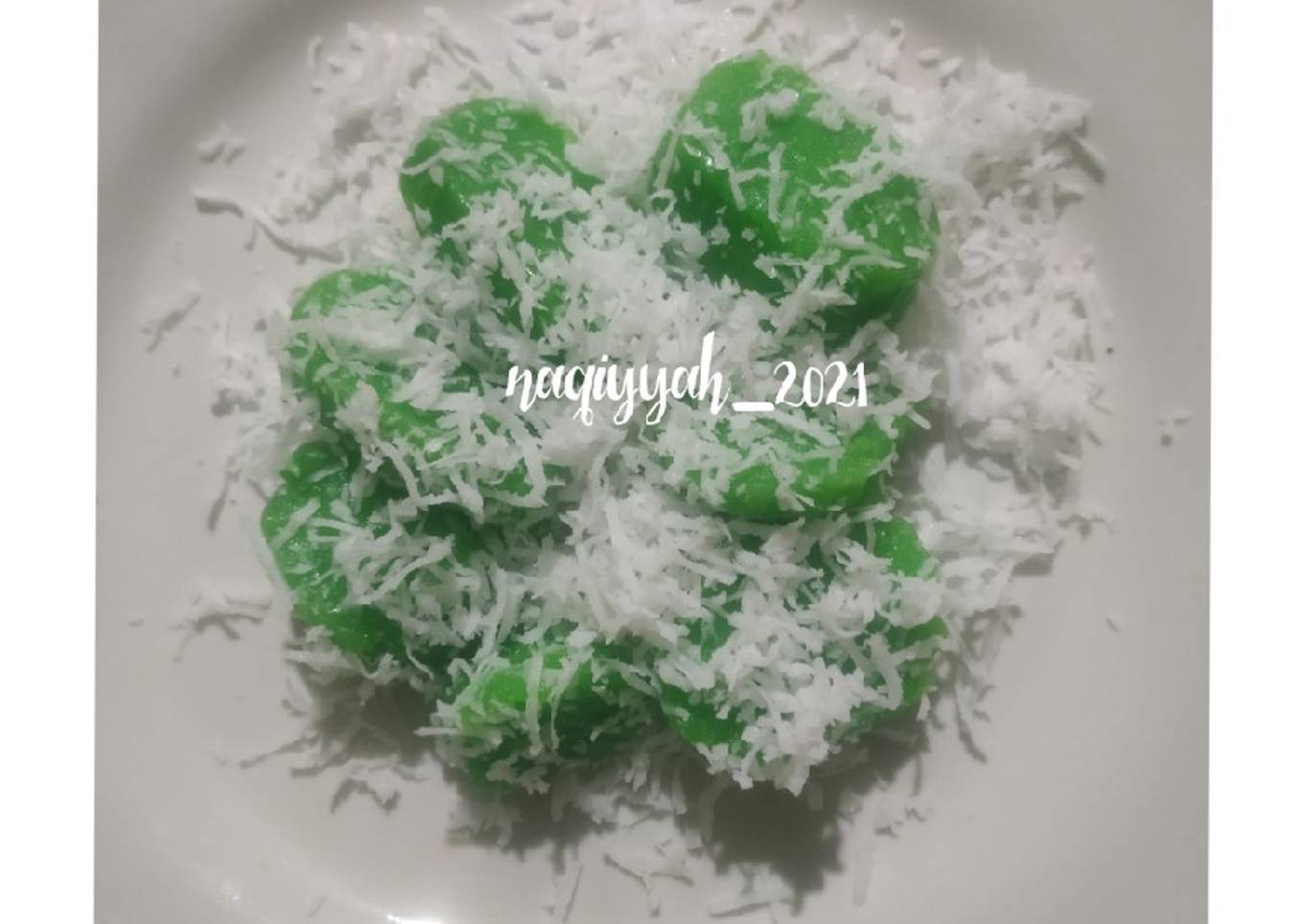 262. Kue limpung, atau kue lanun