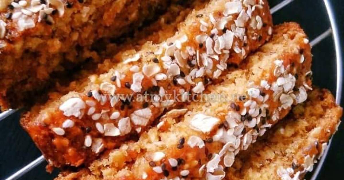 Banana Oats Loaf Cake Recipe By Akum Raj Jamir Cookpad