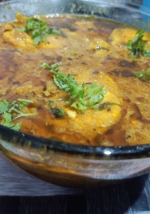 A picture of Egg Curry.