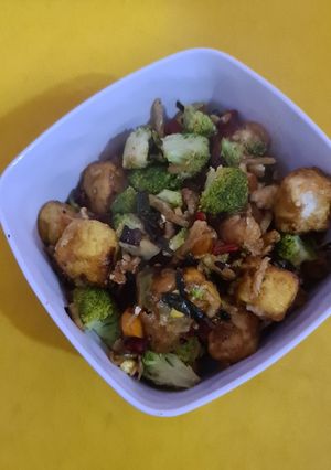Foto resep Tahu Cabe Garam Brokoli Wortel Teri Jepang Shirasu Teri Nasi