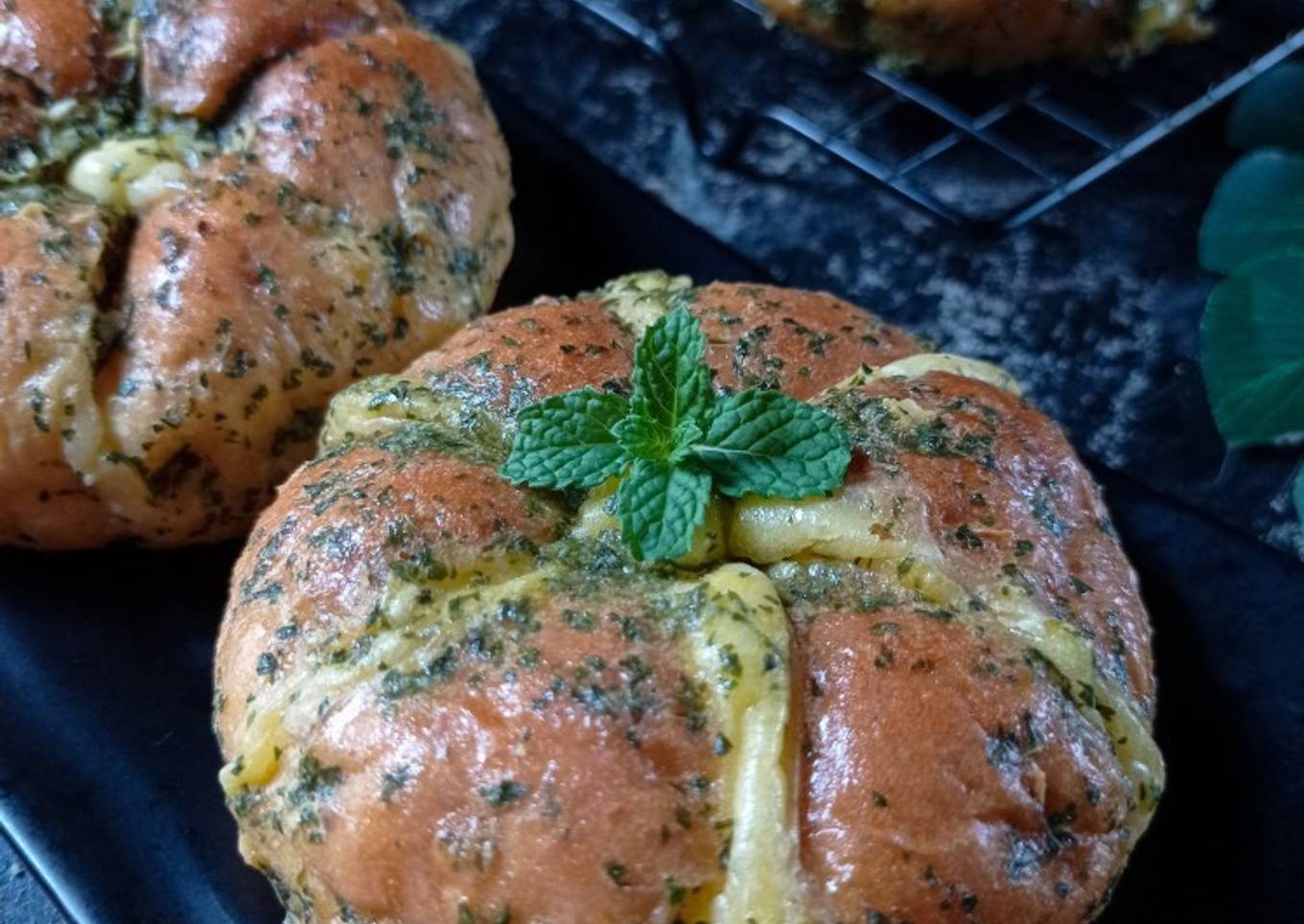 Korean garlic cheese bread
