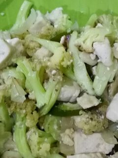 Foto resep Tumis tahu bunga kol #herlinwidodo