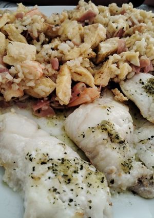Una foto de Rosada o Lenguado a la plancha con arroz asiático airfryer y Thermomix
