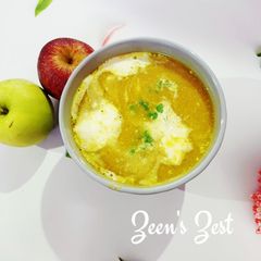 A picture of Iconic Mulligatawny Soup with Chicken.