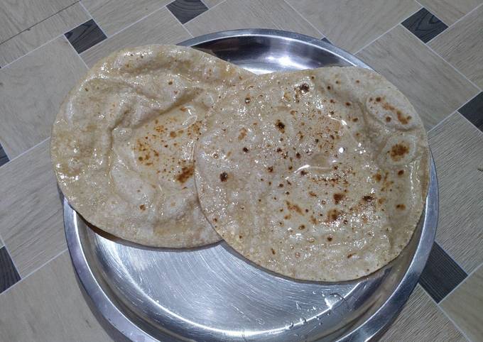 Recipe of Quick Atte ki roti gol gol - Trying New Recipes