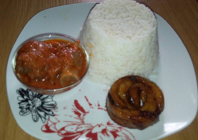 White Rice, Goat meat Stew and Fried Plantain