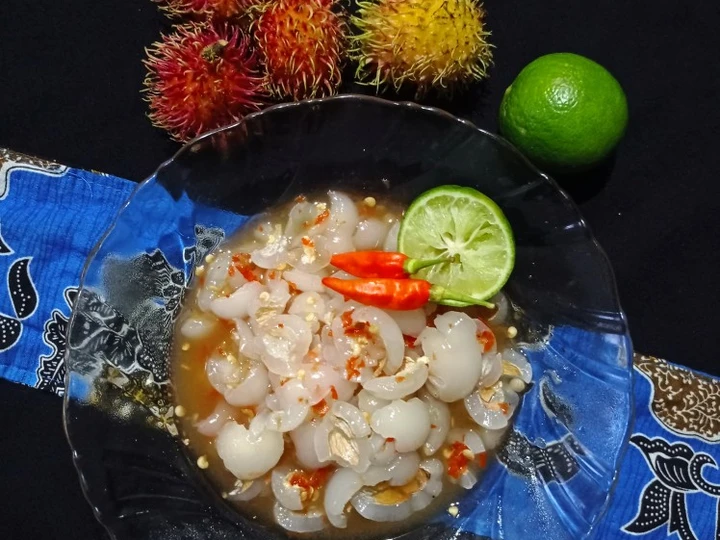 Easy Steps to Prepare Asinan Rambutan the Delicious Can spoil the tongue