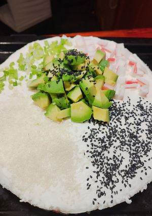 Una foto de Torta de sushi