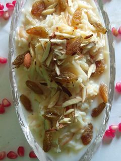 मीठी सेवई (Meethi sevai recipe in hindi) रेसिपी मुख्य फोटो