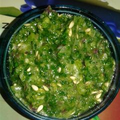 A picture of Kachar with dhaniya ki chutney.