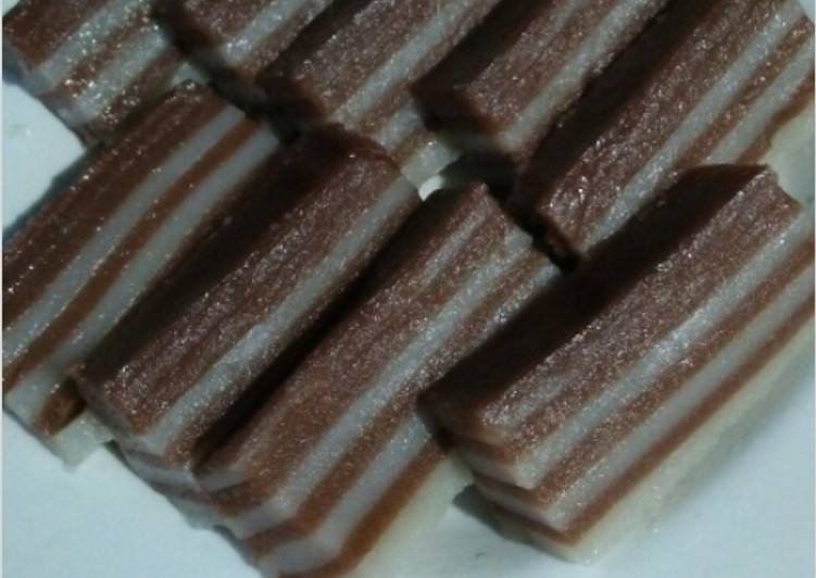 Resep Kue lapis Chocolatos tepung beras simpel endesssss #takaran gelas anti gagal oleh Yunie ...