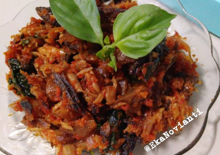 Sambal pindang kemangi