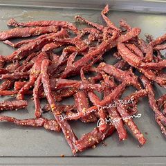 A picture of Bake Beef-sticks.