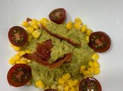 Una foto de dip de chícharos
